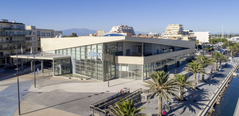 Le nouvel aquarium du Canet-en-Roussillon a été construit en deux phases afin de permettre le transfert des poissons de l’ancien site au nouveau. 